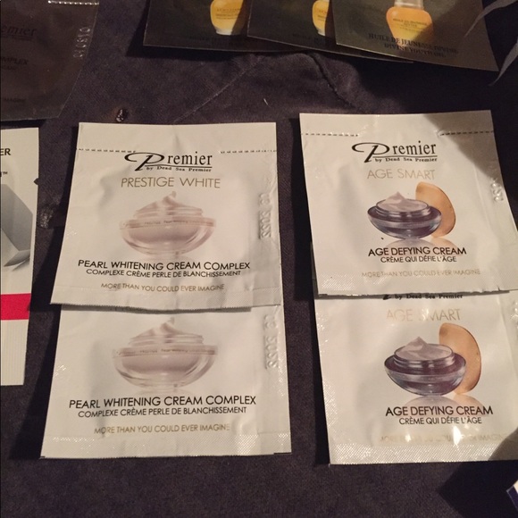 SOLD! L'occitane box filled w/skin care goodies - Picture 4 of 6